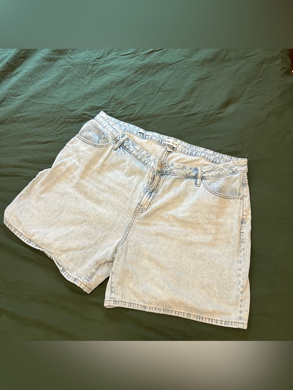 Ava and Viv Light Wash Women's Shorts High-Rise 20